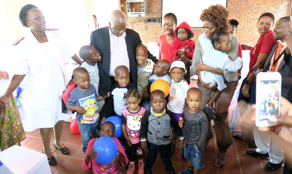 ponseti-party-6_compressed